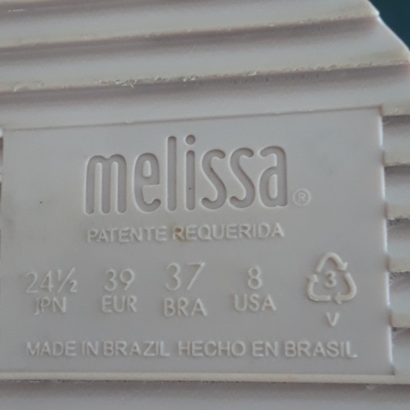MELISSA + SALINAS...SCENTED SANDALS.. - Picture 5 of 8